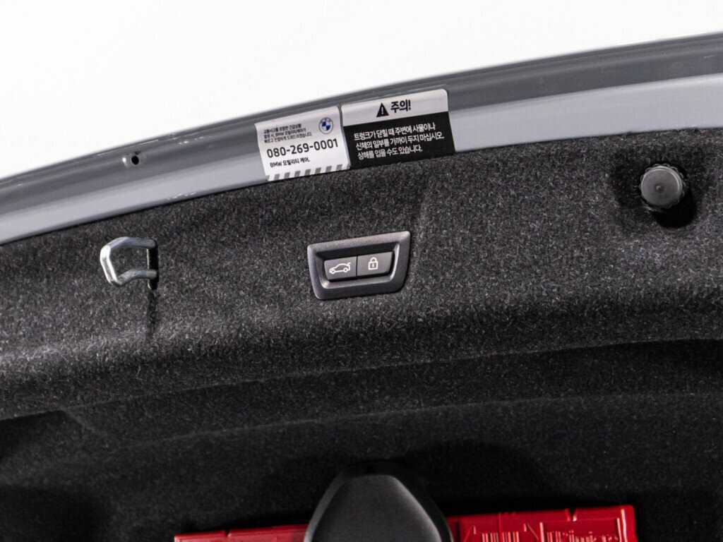 BMW 3 серии 2023 года с пробегом. Фото: #14