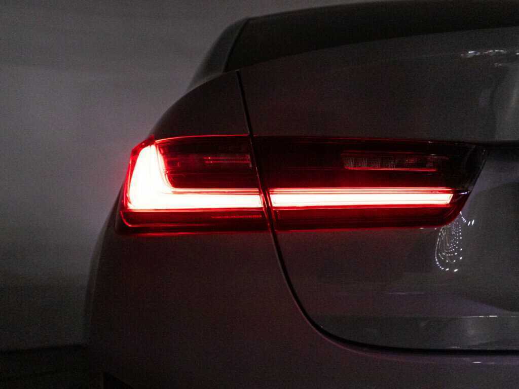 BMW 3 серии 2023 года с пробегом. Фото: #26