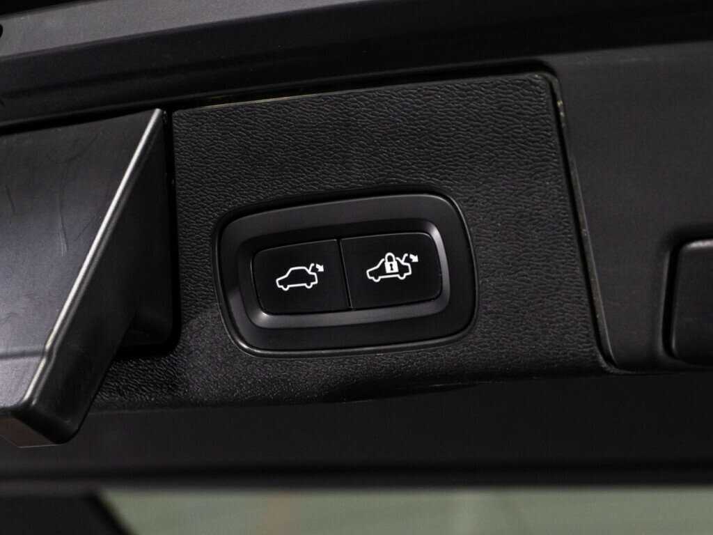 Volvo XC60 2019 года с пробегом. Фото: #14