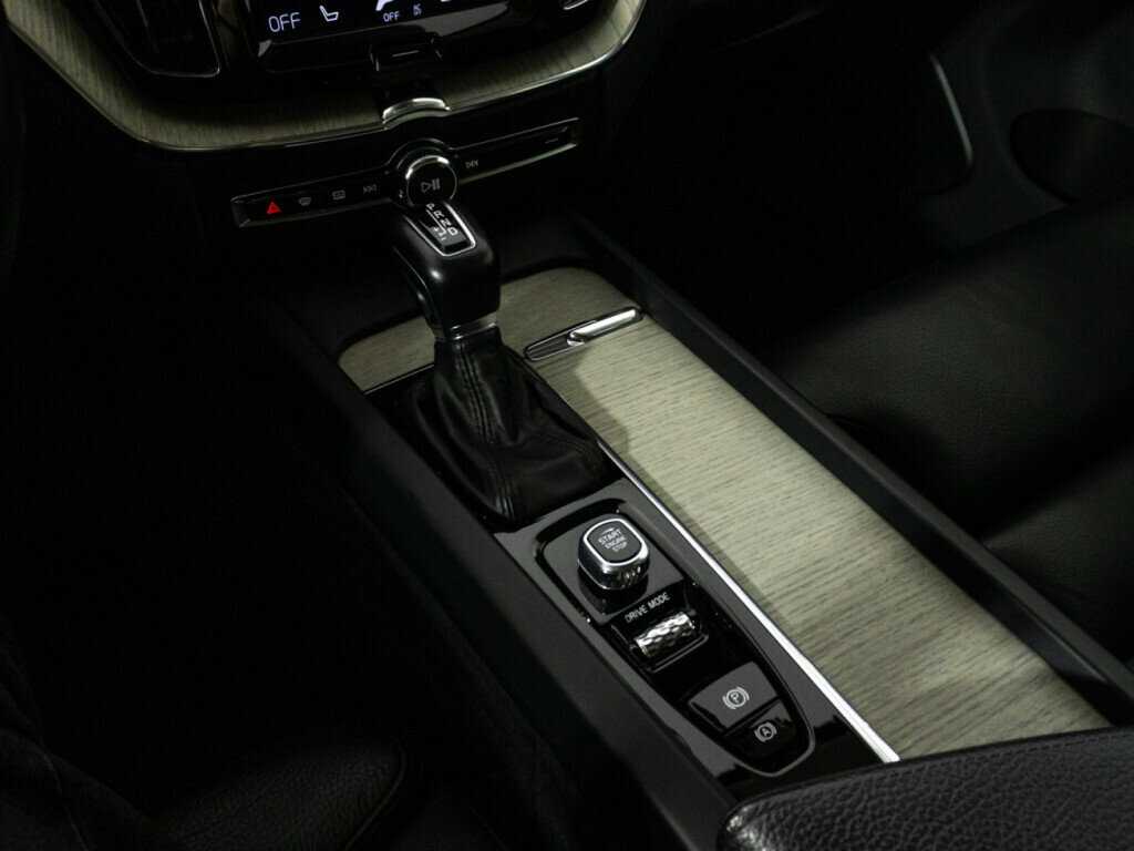 Volvo XC60 2019 года с пробегом. Фото: #20