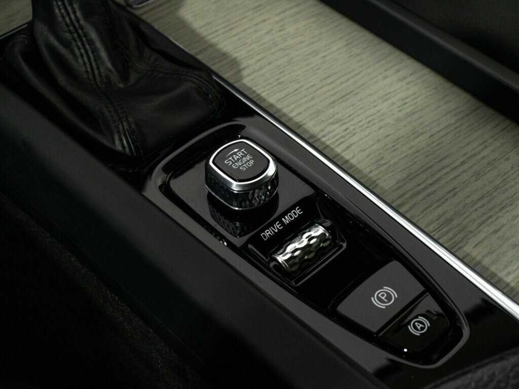 Volvo XC60 2019 года с пробегом. Фото: #21