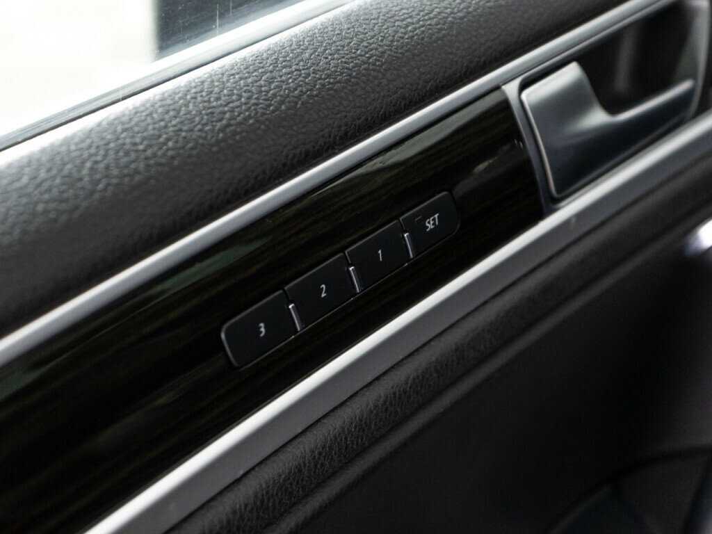 Volkswagen Touareg 2016 года с пробегом. Фото: #19