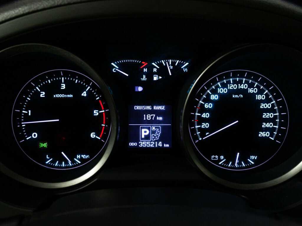 Toyota Land Cruiser 2010 года с пробегом. Фото: #8