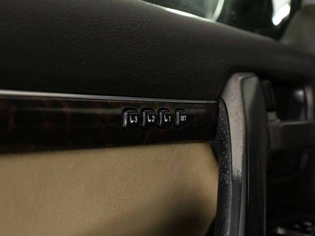 Toyota Land Cruiser 2010 года с пробегом. Фото: #14