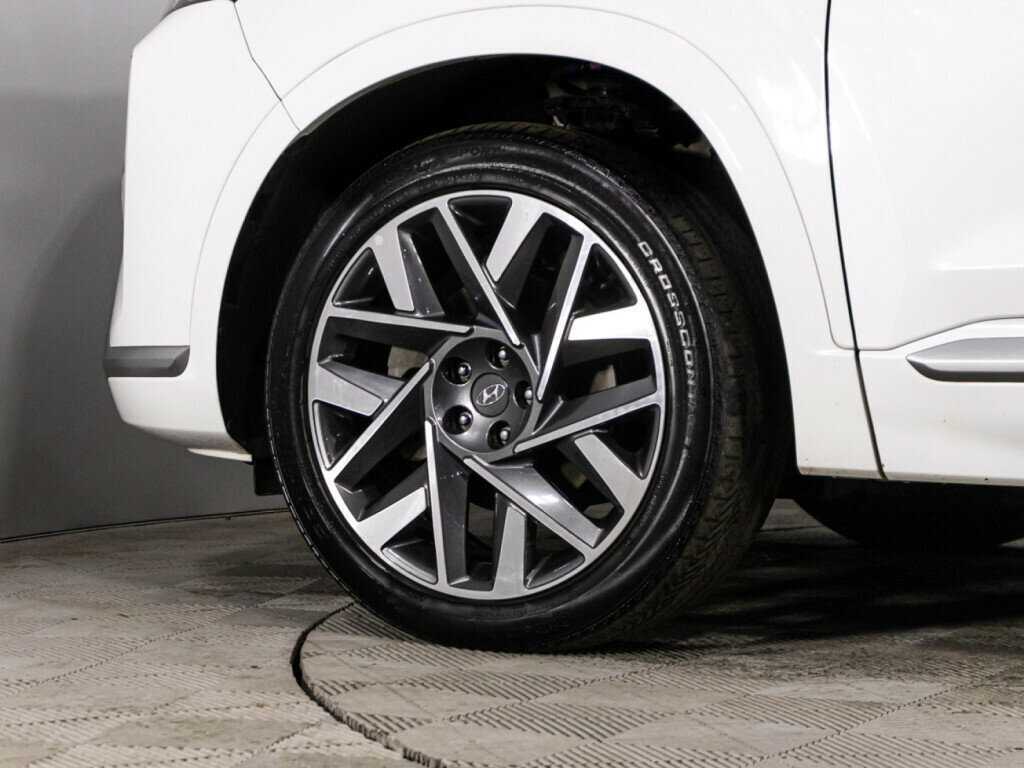 Hyundai Santa Fe 2020 года с пробегом. Фото: #24