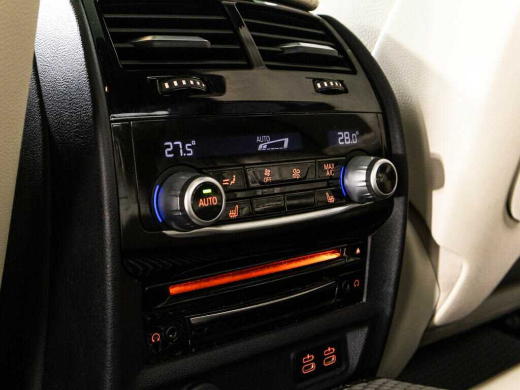 BMW 5 серии 2020 года с пробегом. Фото: #21