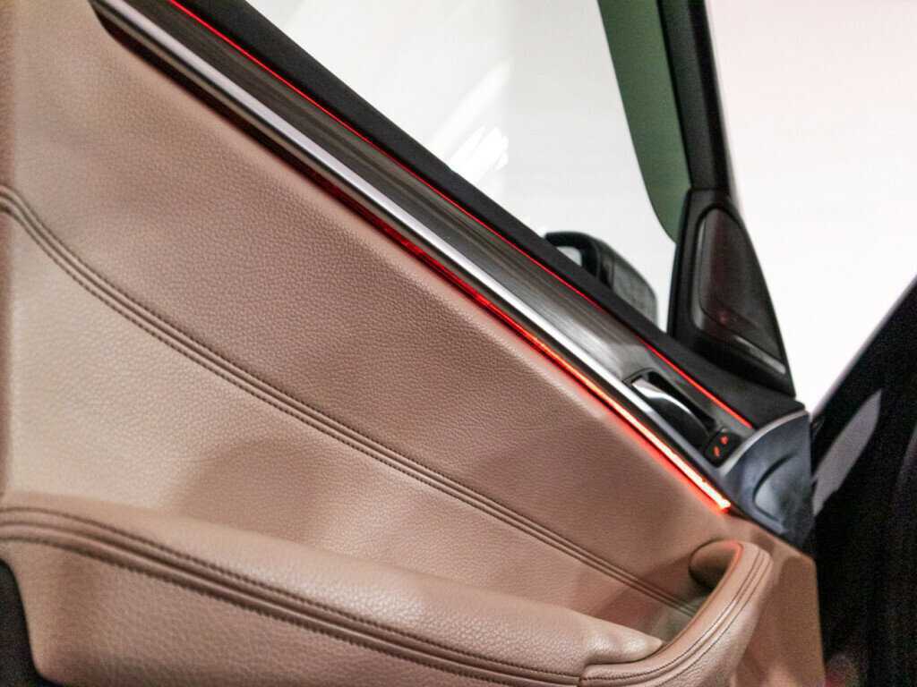 BMW 5 серии 2020 года с пробегом. Фото: #24