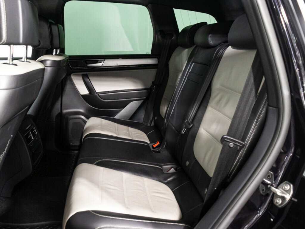 Volkswagen Touareg 2017 года с пробегом. Фото: #9