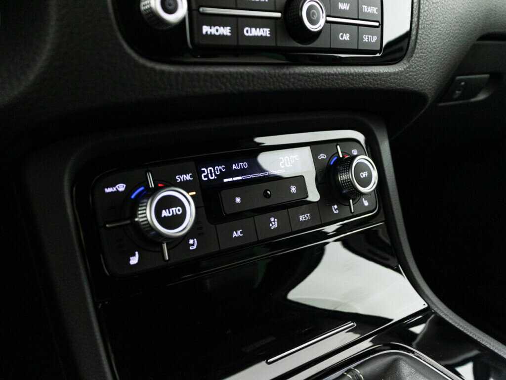 Volkswagen Touareg 2017 года с пробегом. Фото: #18