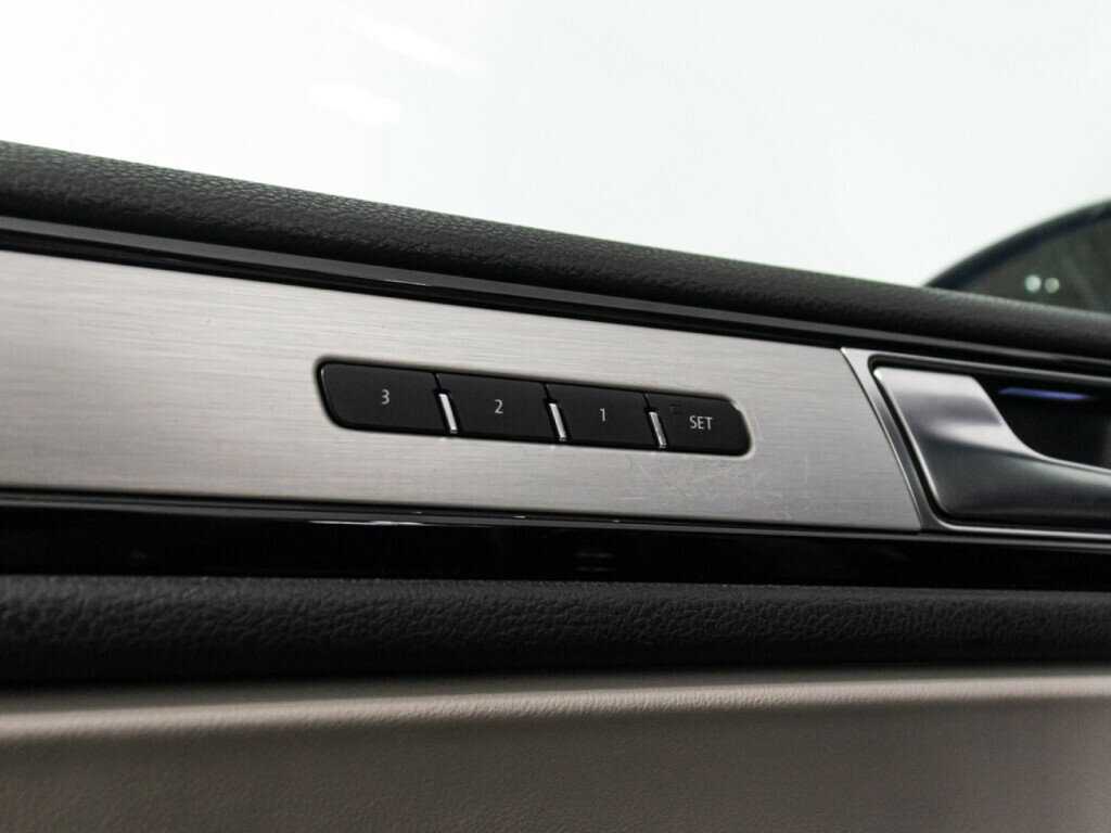 Volkswagen Touareg 2017 года с пробегом. Фото: #23