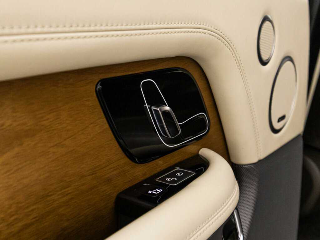 Land Rover Range Rover 2018 года с пробегом. Фото: #26