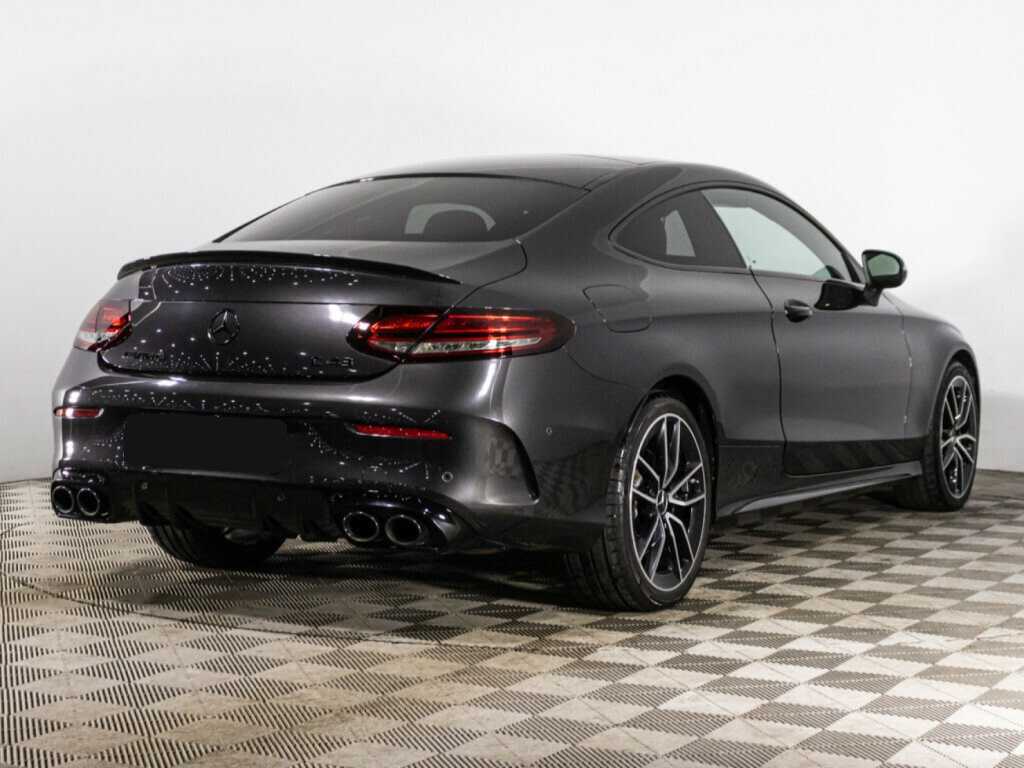 Mercedes-Benz C-Класс AMG 2020 года с пробегом. Фото: #4