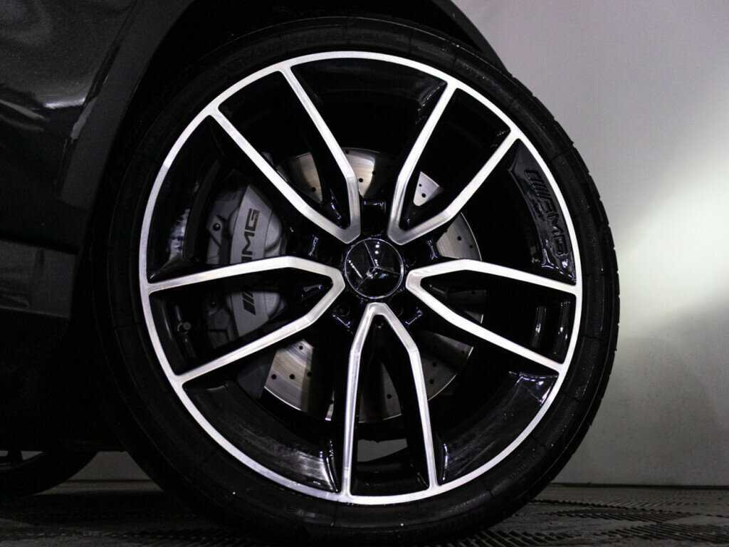 Mercedes-Benz C-Класс AMG 2020 года с пробегом. Фото: #23