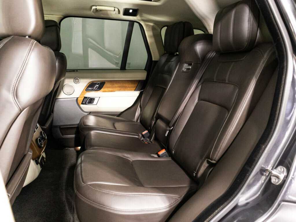 Land Rover Range Rover 2018 года с пробегом. Фото: #9