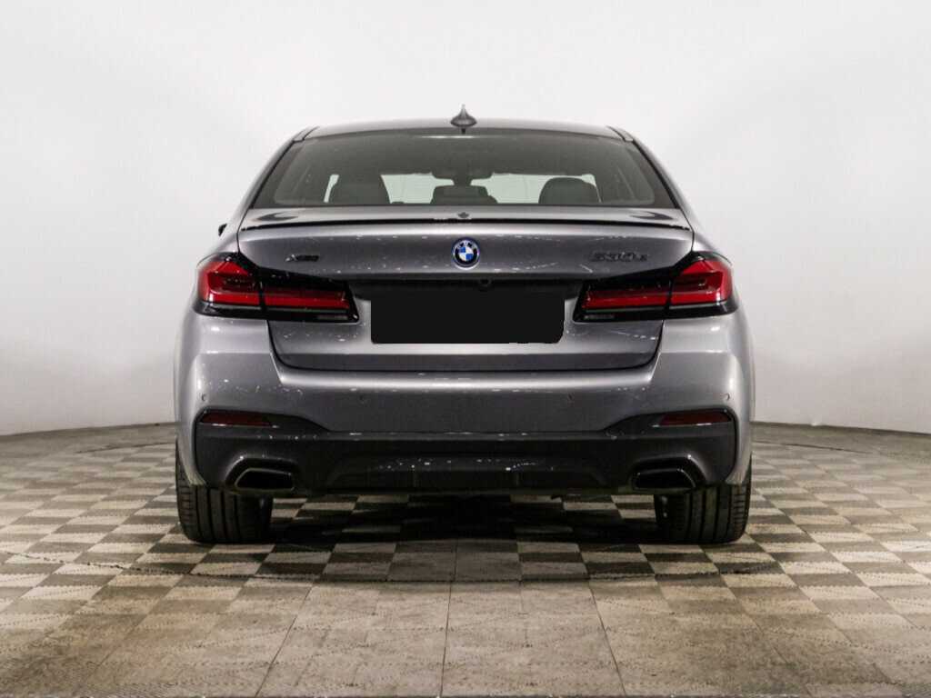 BMW 5 серии 2022 года с пробегом. Фото: #5