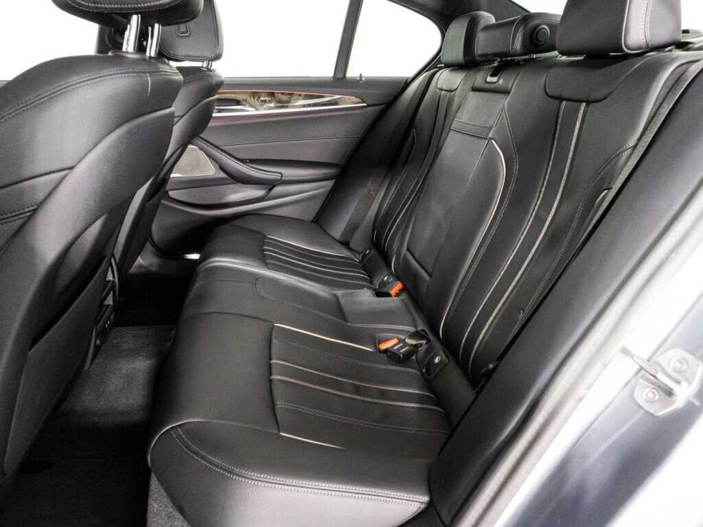 BMW 5 серии 2022 года с пробегом. Фото: #9