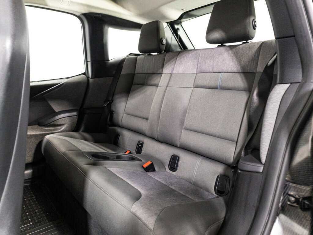 BMW i3 2016 года с пробегом. Фото: #9