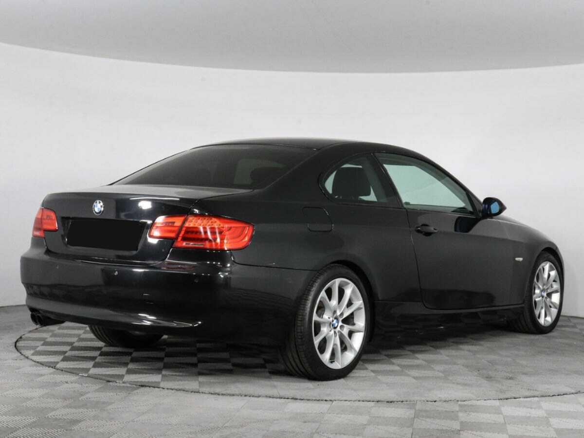 BMW 3 серии 2008 года с пробегом. Фото: #1