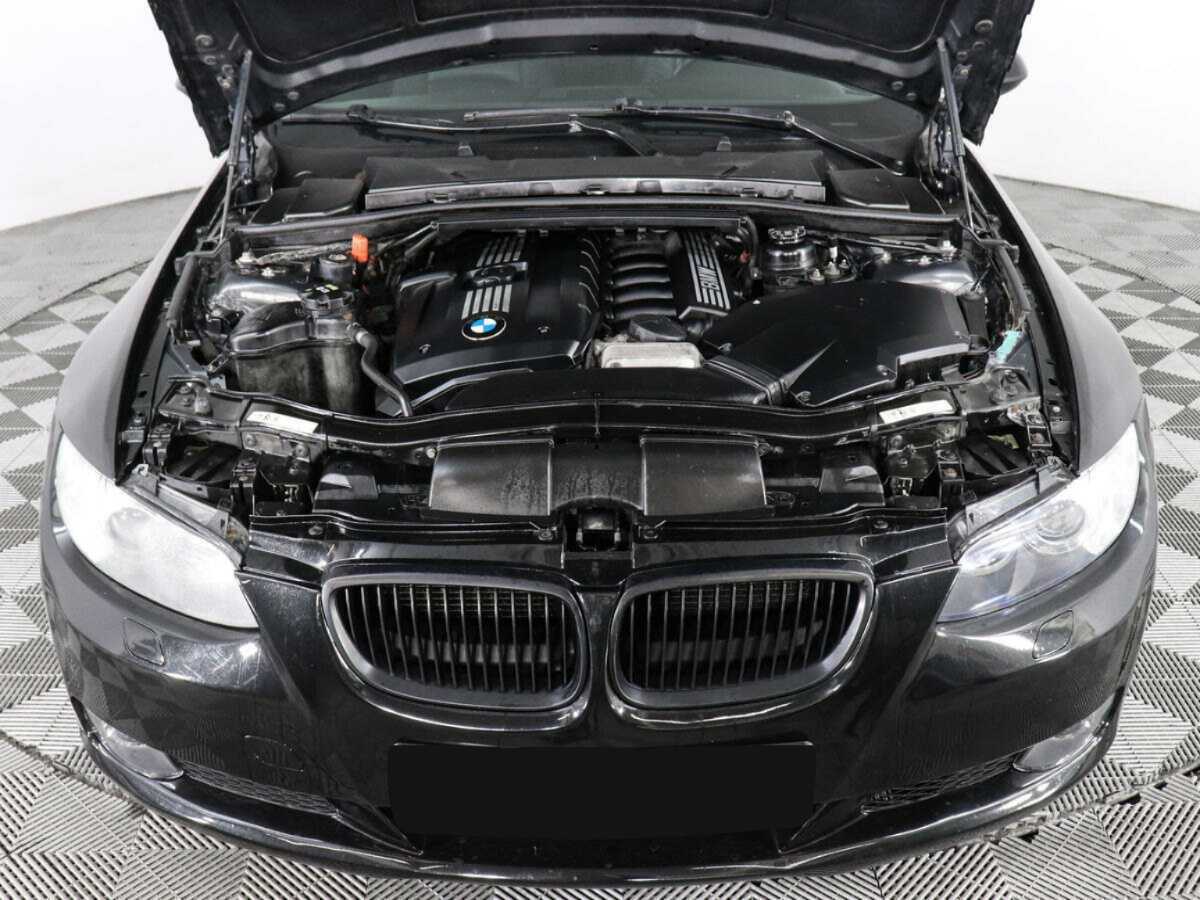 BMW 3 серии 2008 года с пробегом. Фото: #9