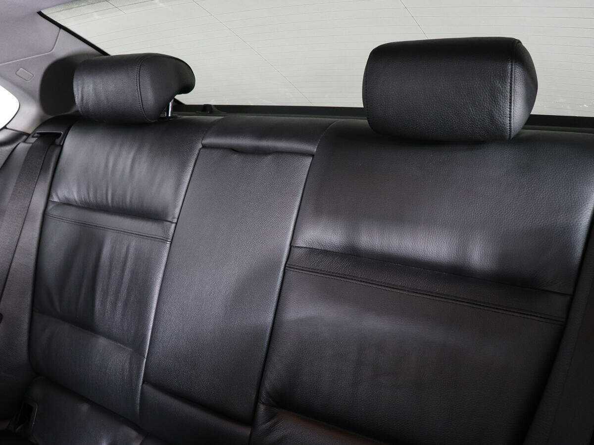 BMW 3 серии 2008 года с пробегом. Фото: #13