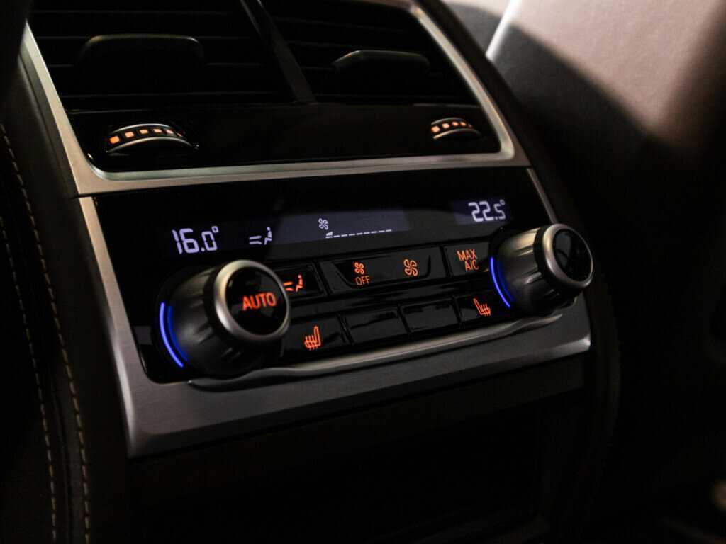 BMW 7 серии 2018 года с пробегом. Фото: #20