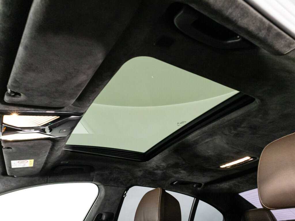 BMW 7 серии 2018 года с пробегом. Фото: #21