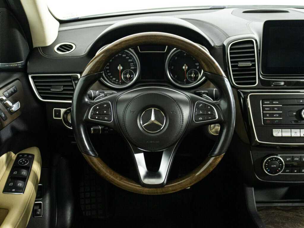 Mercedes-Benz GLS 2016 года с пробегом. Фото: #26