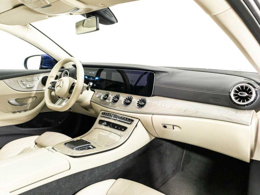 Mercedes-Benz E-Класс 2021 года с пробегом. Фото: #8