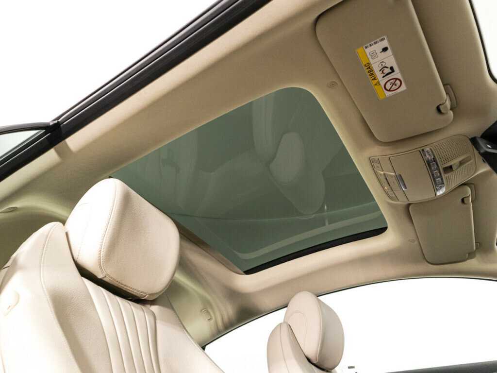 Mercedes-Benz E-Класс 2021 года с пробегом. Фото: #21