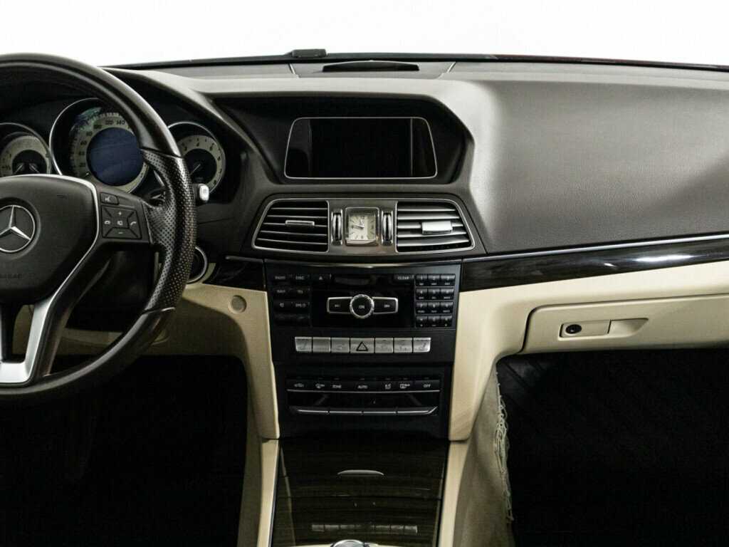 Mercedes-Benz E-Класс 2014 года с пробегом. Фото: #13