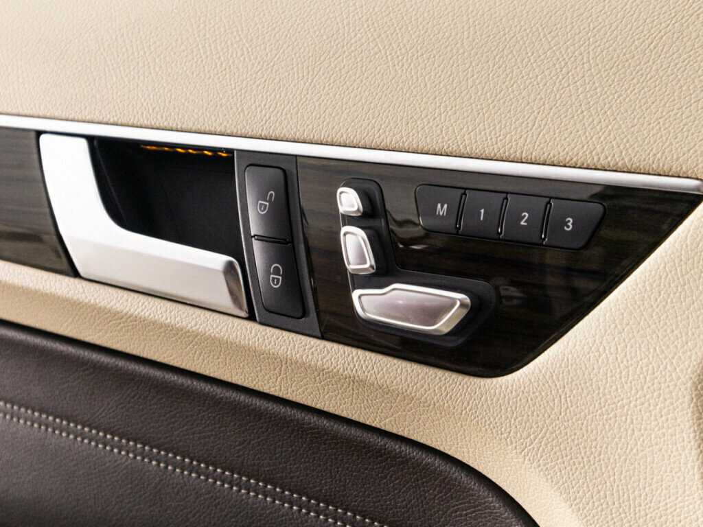 Mercedes-Benz E-Класс 2014 года с пробегом. Фото: #17