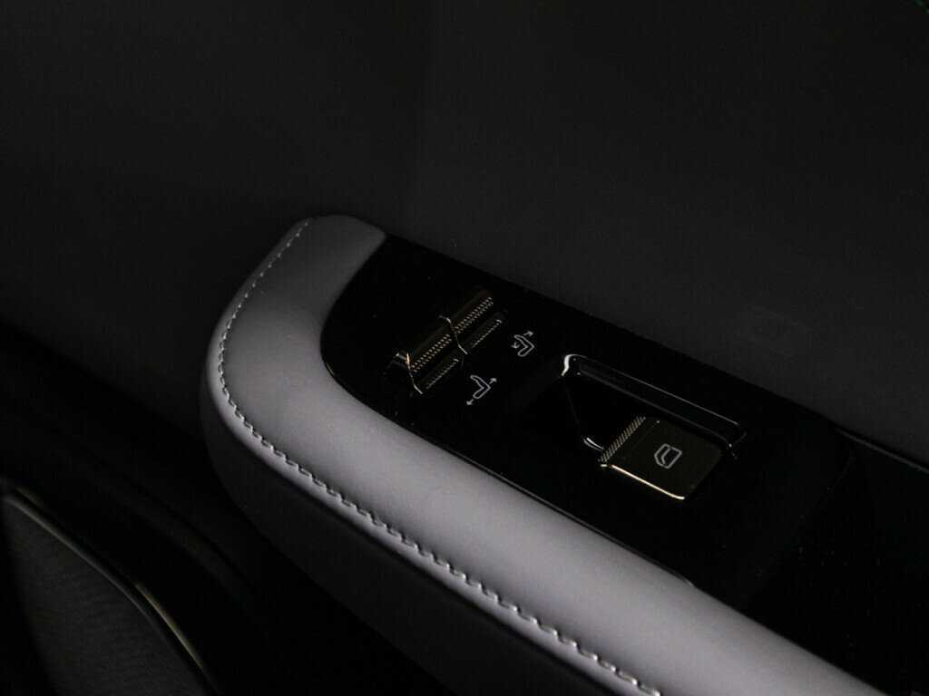 Zeekr 001 2023 года с пробегом. Фото: #24