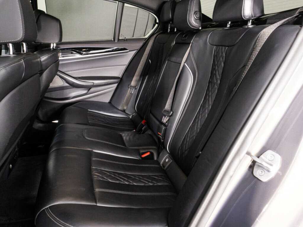 BMW 5 серии 2020 года с пробегом. Фото: #9