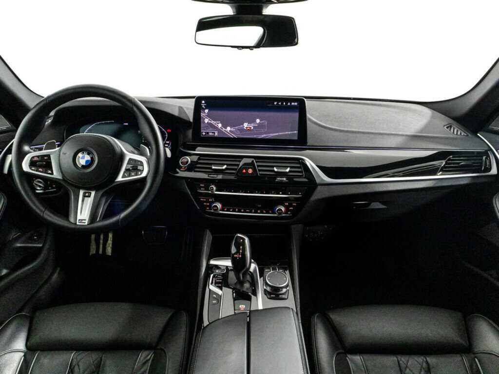 BMW 5 серии 2020 года с пробегом. Фото: #12