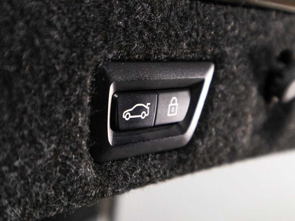 BMW 5 серии 2020 года с пробегом. Фото: #14