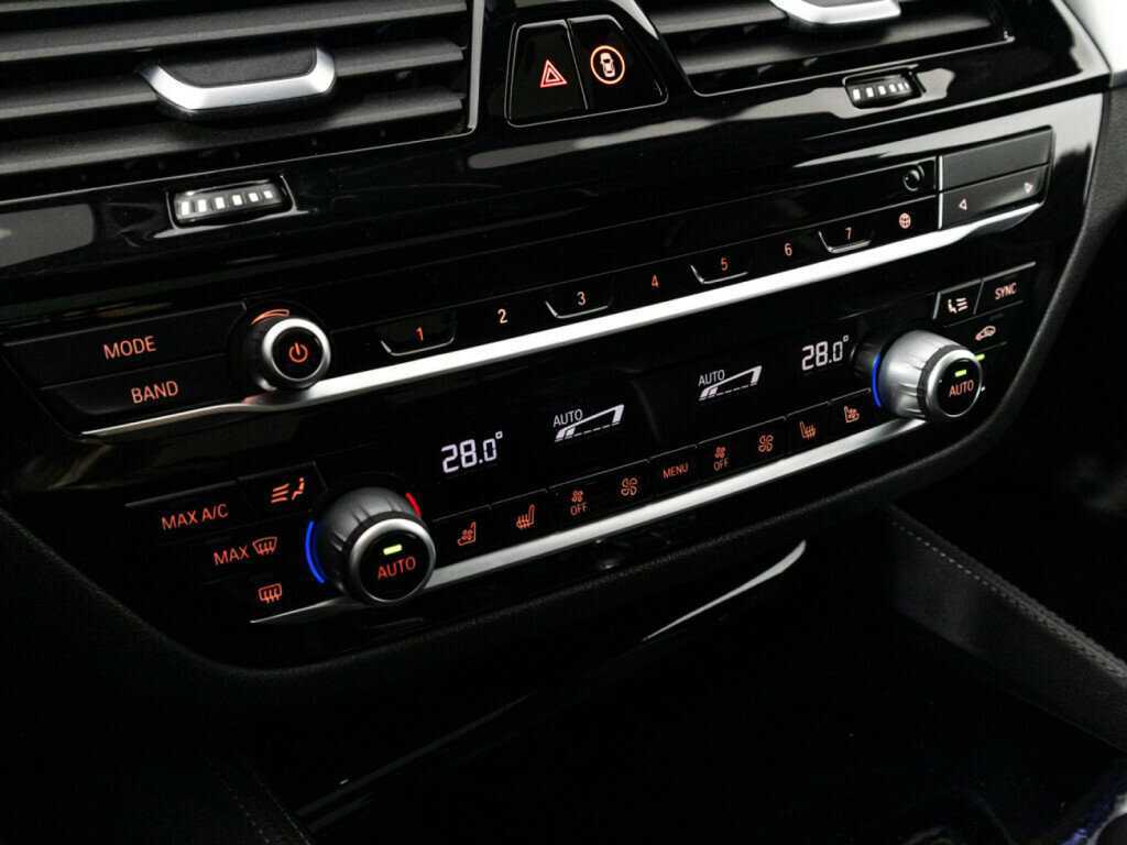 BMW 5 серии 2020 года с пробегом. Фото: #17