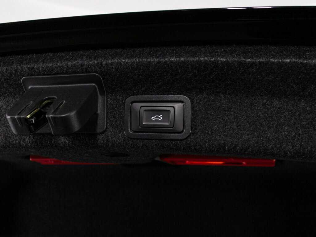 Audi A6 2020 года с пробегом. Фото: #14