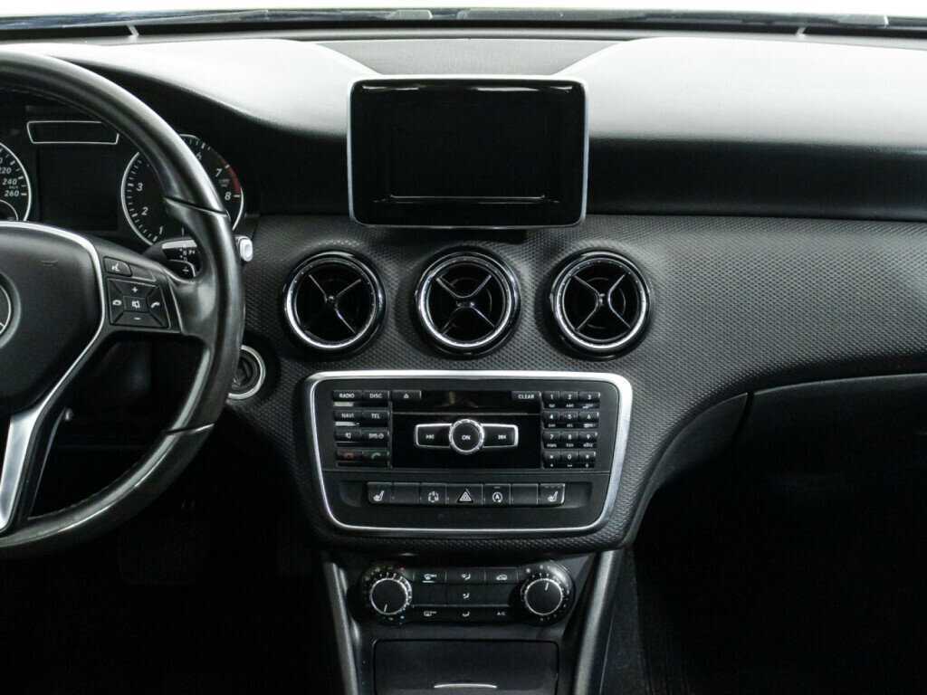 Mercedes-Benz A-Класс 2015 года с пробегом. Фото: #13
