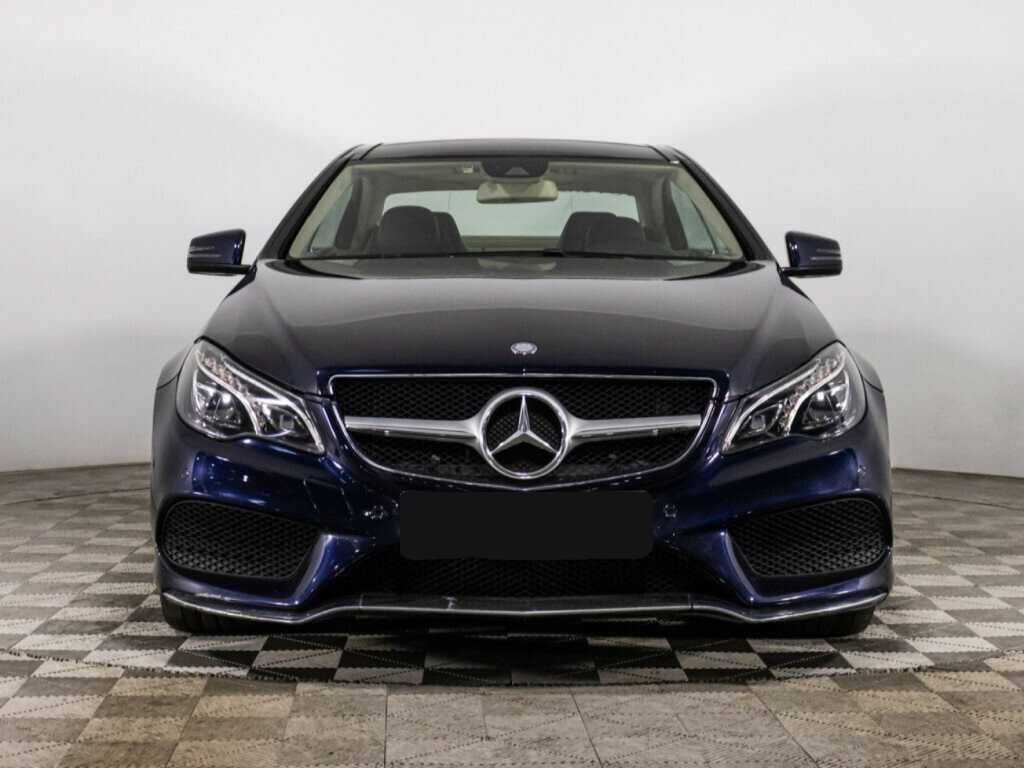 Mercedes-Benz E-Класс 2015 года с пробегом. Фото: #1