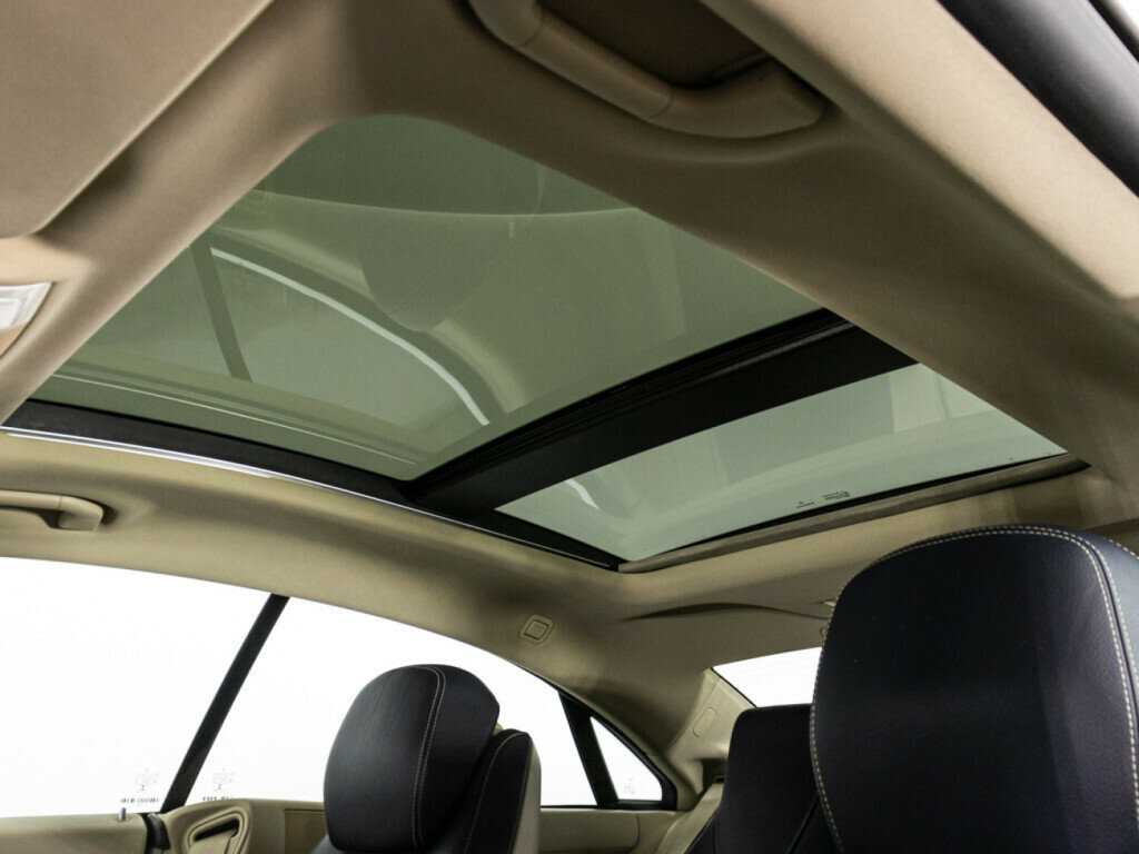 Mercedes-Benz E-Класс 2015 года с пробегом. Фото: #15