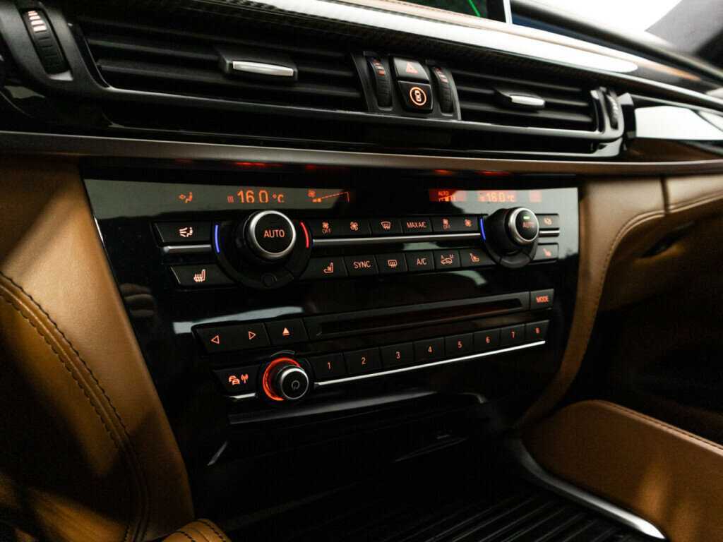 BMW X6 M 2017 года с пробегом. Фото: #17