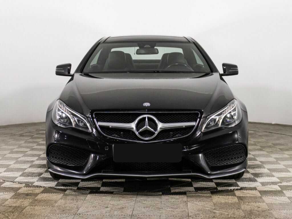 Mercedes-Benz E-Класс 2015 года с пробегом. Фото: #1