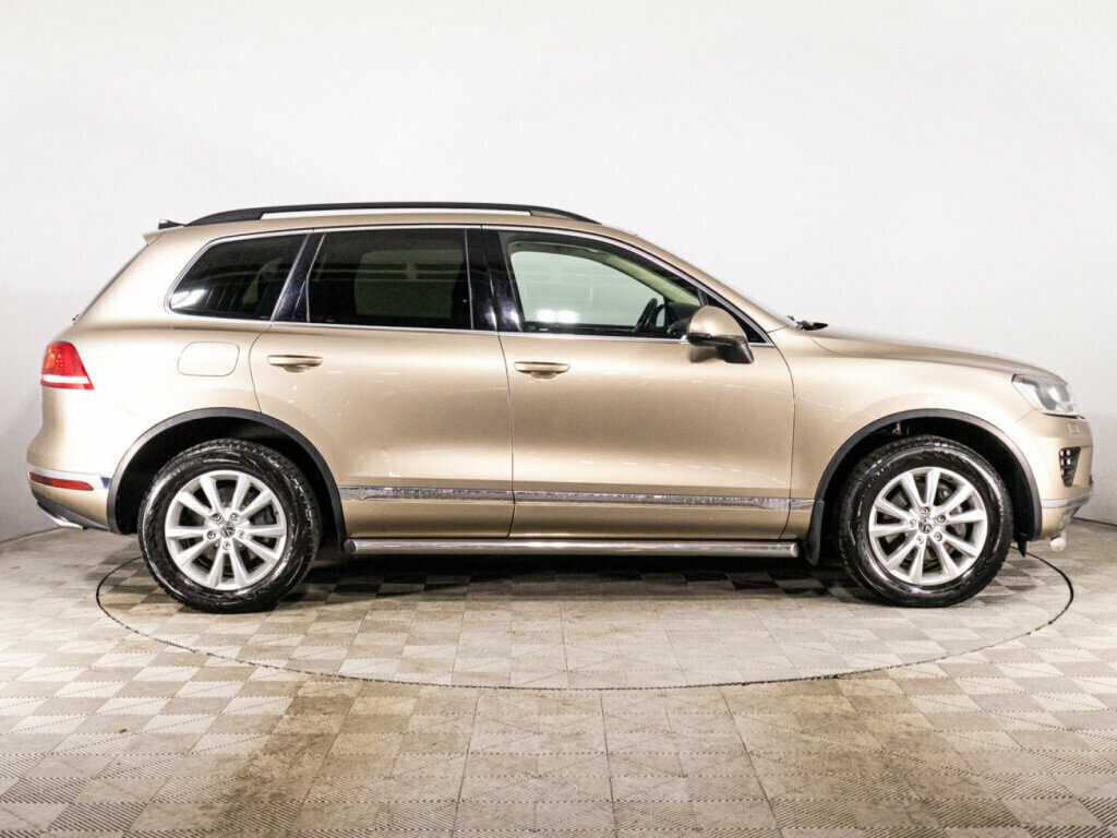 Volkswagen Touareg 2015 года с пробегом. Фото: #3