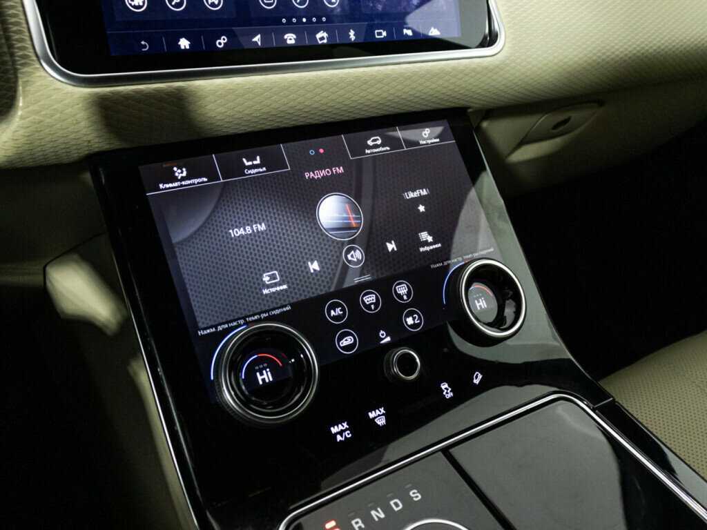 Land Rover Range Rover Velar 2018 года с пробегом. Фото: #18