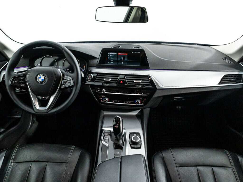 BMW 5 серии 2018 года с пробегом. Фото: #10