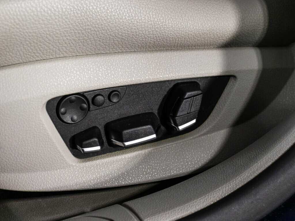 BMW 7 серии 2012 года с пробегом. Фото: #21