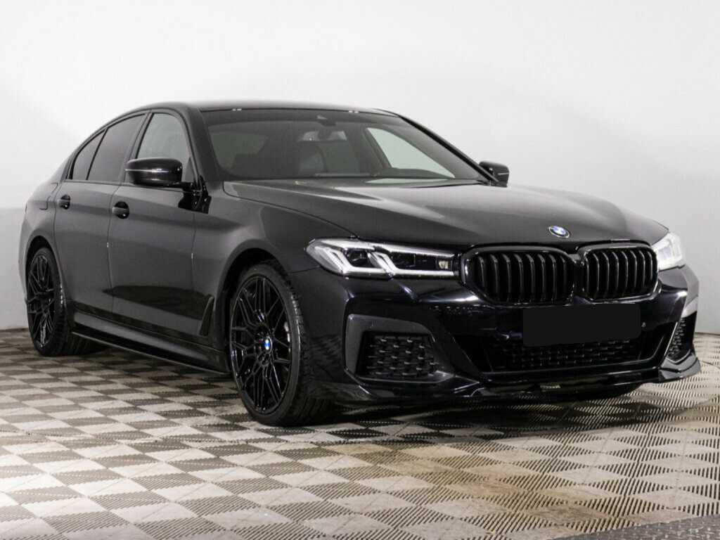 BMW 5 серии 2021 года с пробегом. Фото: #2