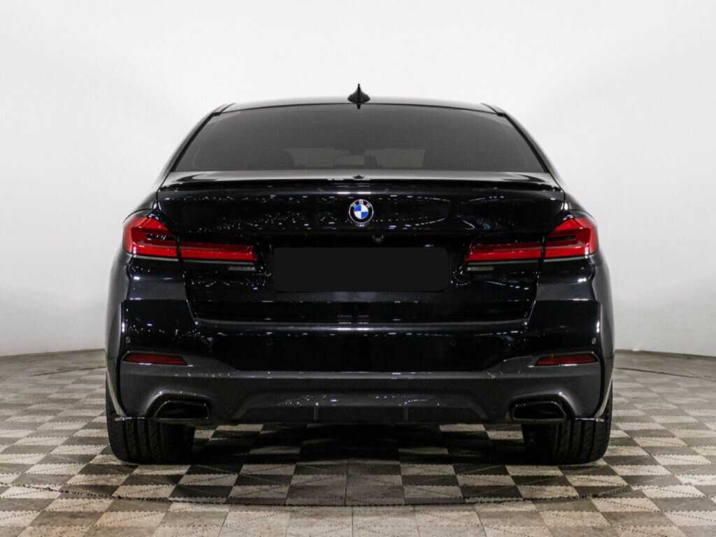 BMW 5 серии 2021 года с пробегом. Фото: #5