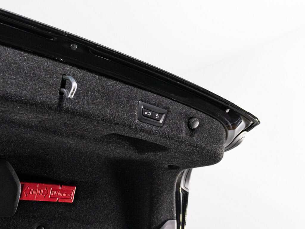 BMW 5 серии 2021 года с пробегом. Фото: #14