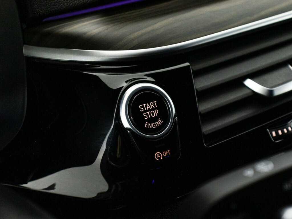 BMW 5 серии 2021 года с пробегом. Фото: #18